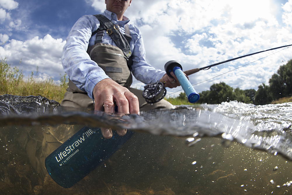 LifeStraw Go 2-stage water bottle with a filter, green