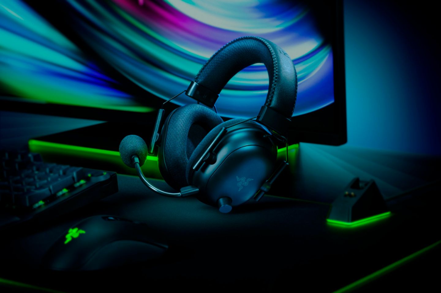 Razer BlackShark V2 Wired Gaming Headset | GameStop
