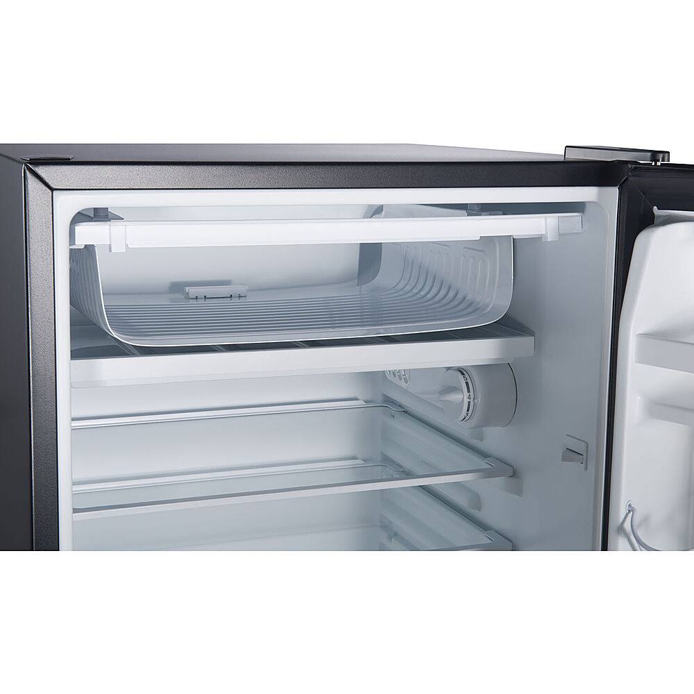 Best Buy Amana 4.3Cu. Ft. SingleDoor Mini Fridge with FullWidth