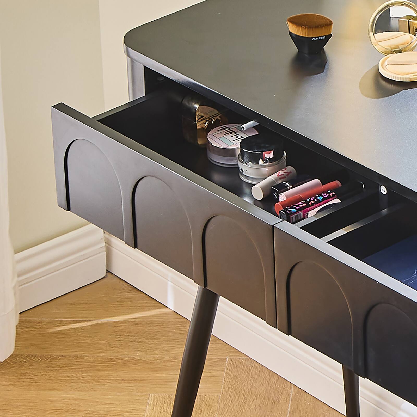 The text on the image reads:

"ARES bididi"