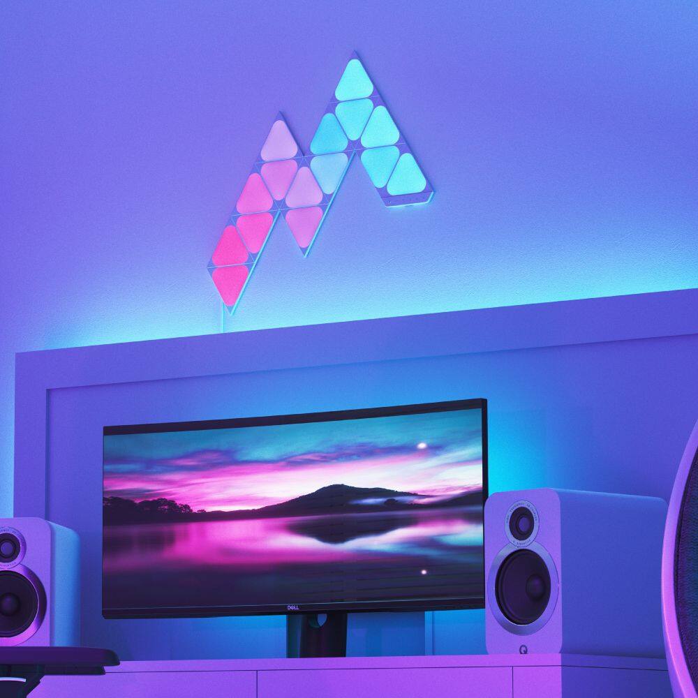Alt View 19. Nanoleaf - Shapes Mini Triangles Smarter Kit (5 Panels) - Multicolor.