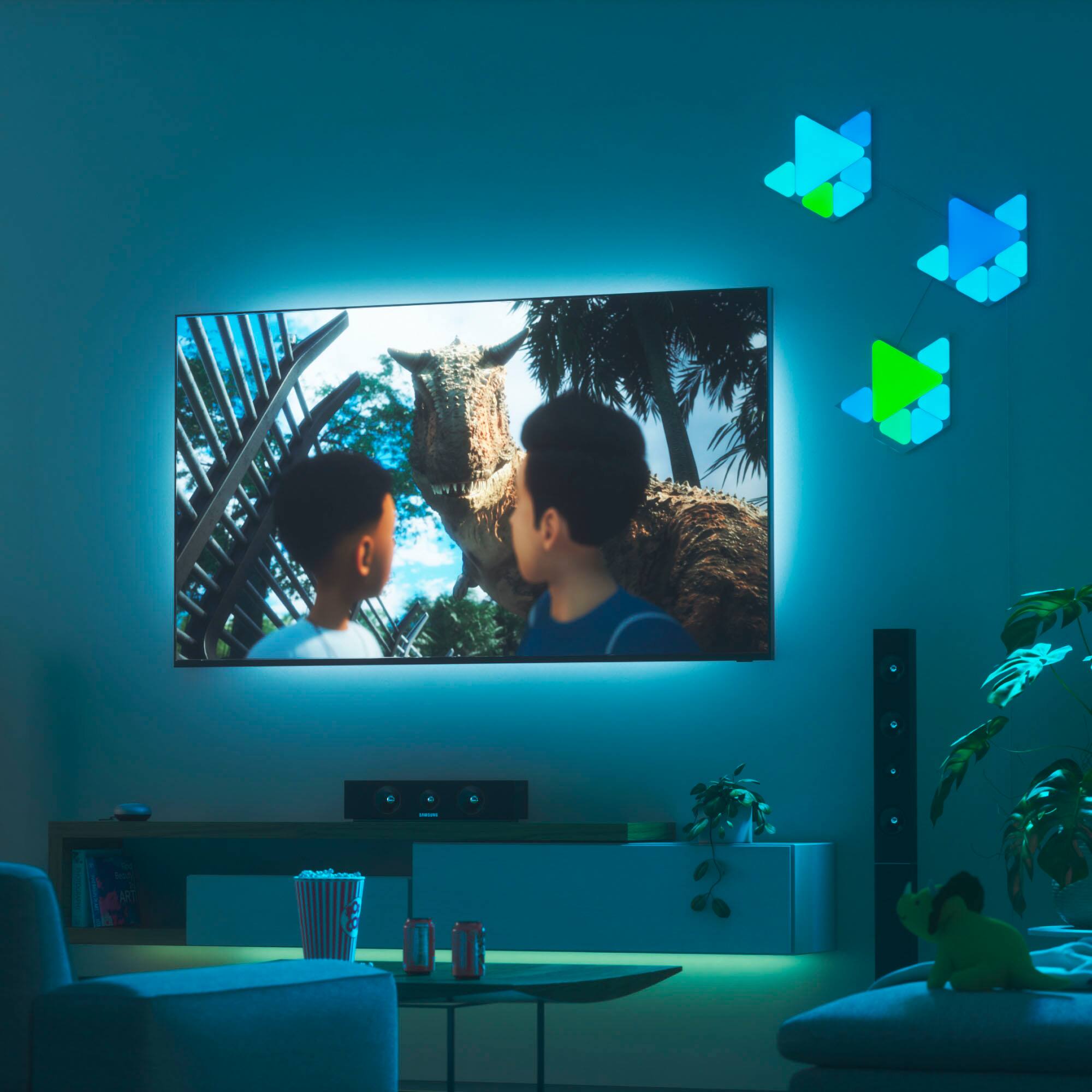 Alt View 22. Nanoleaf - Shapes Mini Triangles Smarter Kit (5 Panels) - Multicolor.