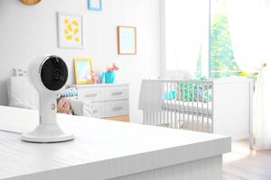 Motorola - Lux HD WiFi Video Baby Monitor Camera - whie - Alt_View_Standard_13