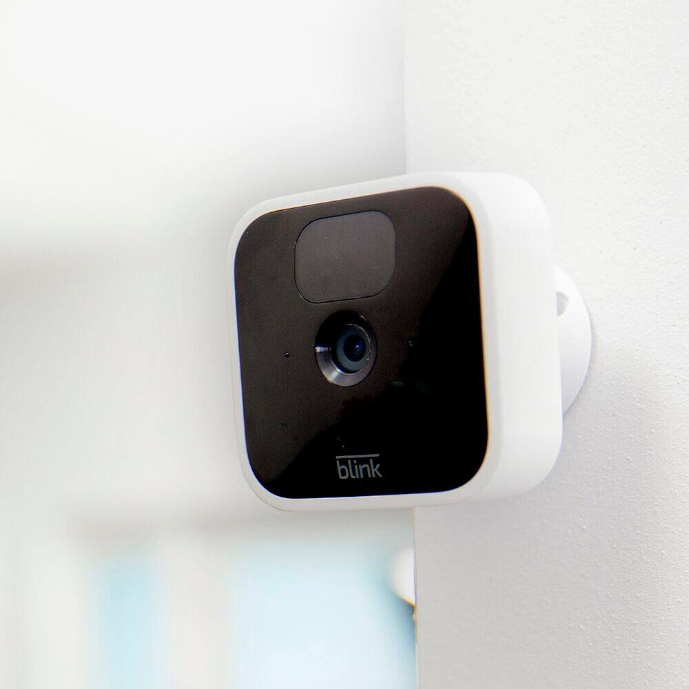 Alt View 15. Blink - 3 Indoor (3rd Gen) Wireless 1080p Security System with up to two-year battery life - White.