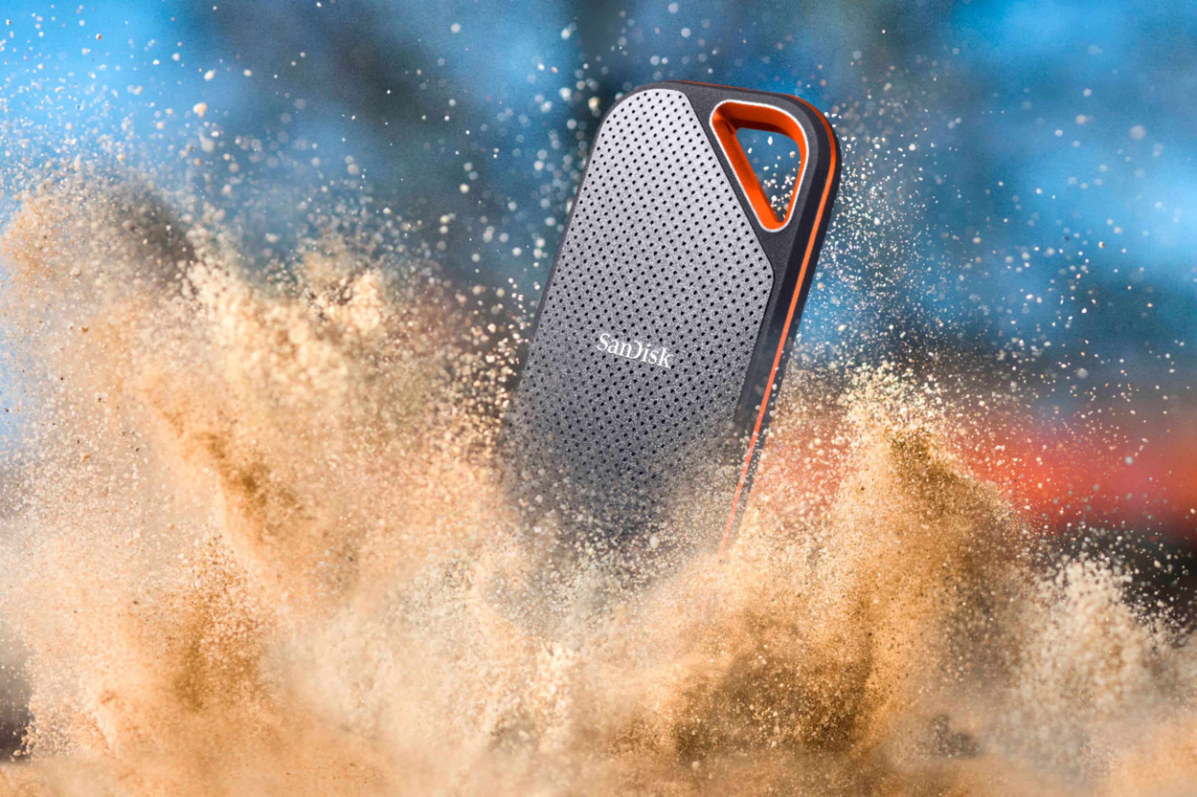 Alt View 15. SanDisk - Extreme Pro Portable 2TB External USB-C NVMe SSD - Black.