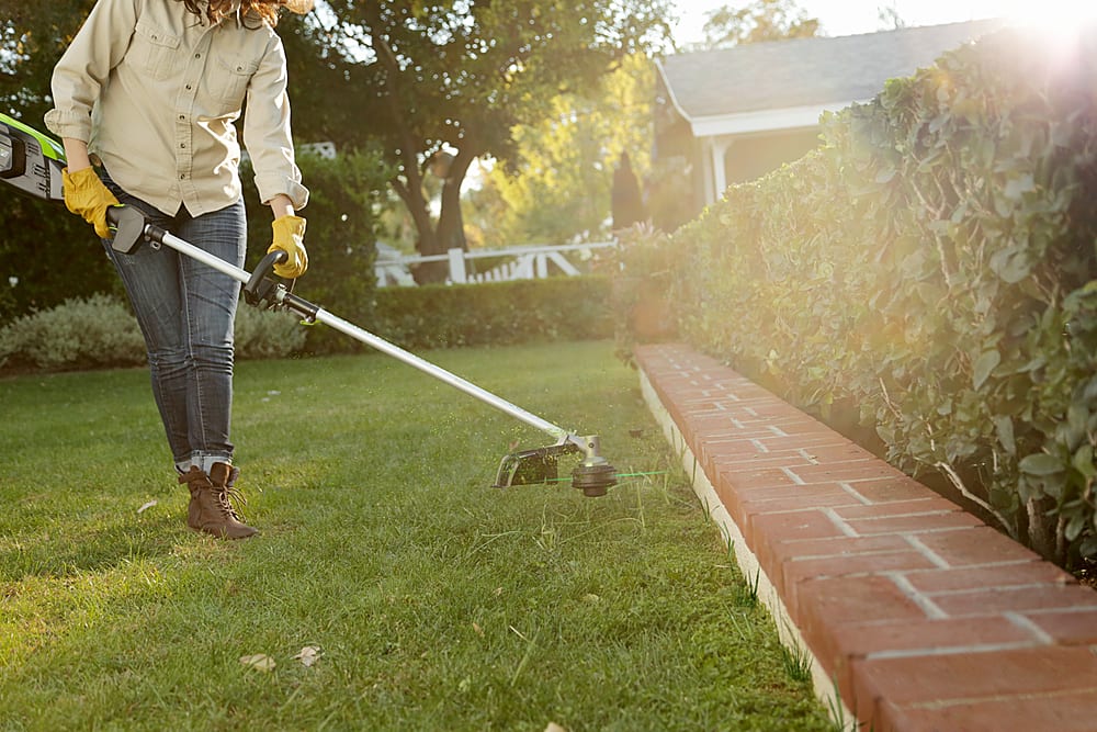 Alt View 22. Greenworks - 80V 16” Brushless Attachment Capable String Trimmer with 2.0 Ah Battery and Rapid Charger - Black/Green.