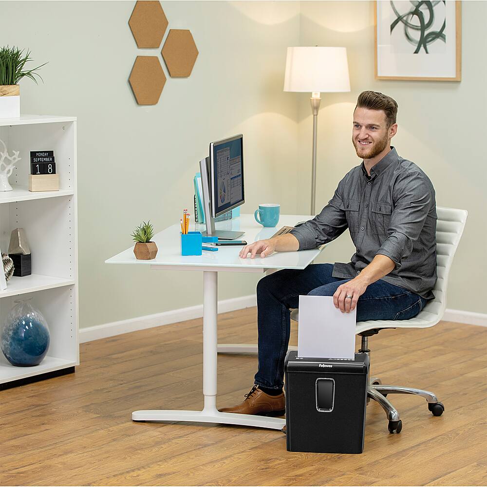 Alt View 40. Fellowes - Powershred P-30C,  6 Sheet Cross Cut Paper Shredder - Black.