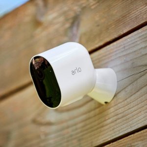 Arlo - Pro 4 Spotlight Camera – Indoor/Outdoor 2K Wire-Free Security Camera with Color Night Vision (3-pack) - White