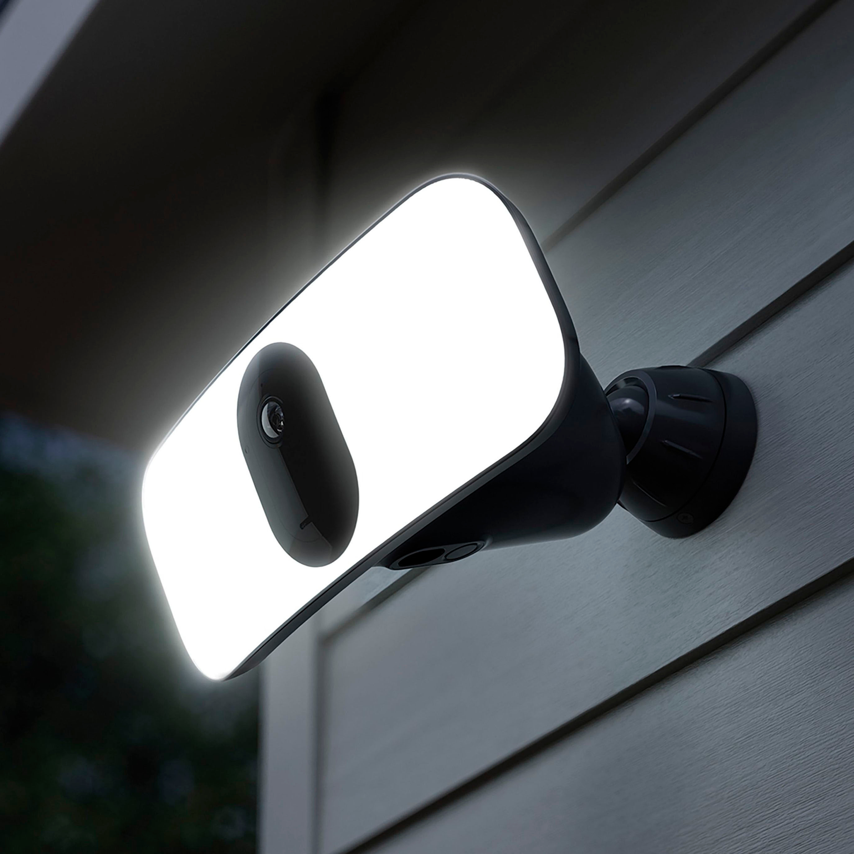 Arlo Pro 3 Floodlight Camera - Wireless Security, 2K Video & HDR, Color  Night Vision, 2-Way Audio, White FB1001-100NAS - The Home Depot