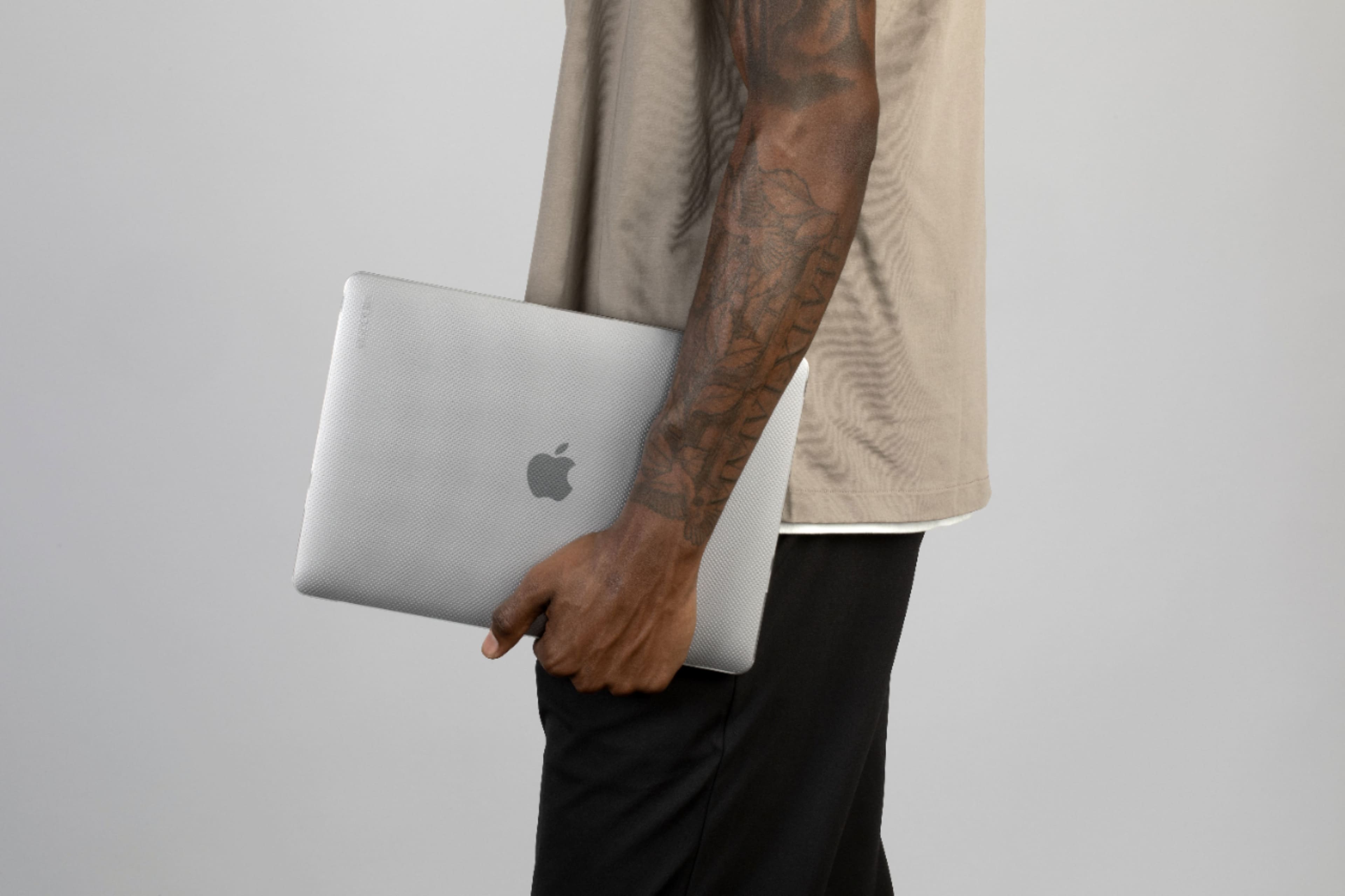 Alt View 26. Incase - Hardshell Dot Case for the 2020 16" MacBook Pro - Clear.