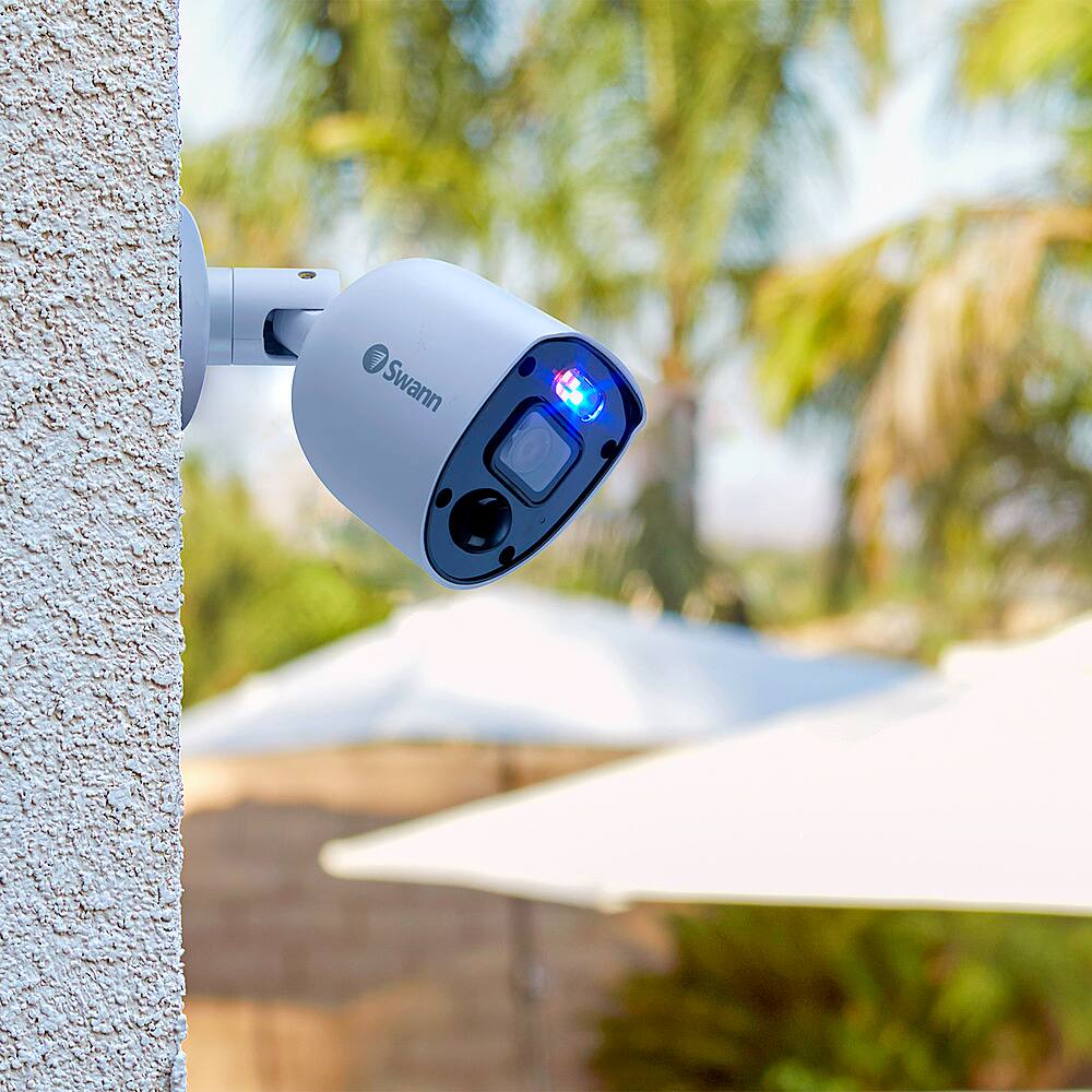 Questions and Answers Swann 8 Channel 1TB, 8x 1080p Enforcer™ Cameras