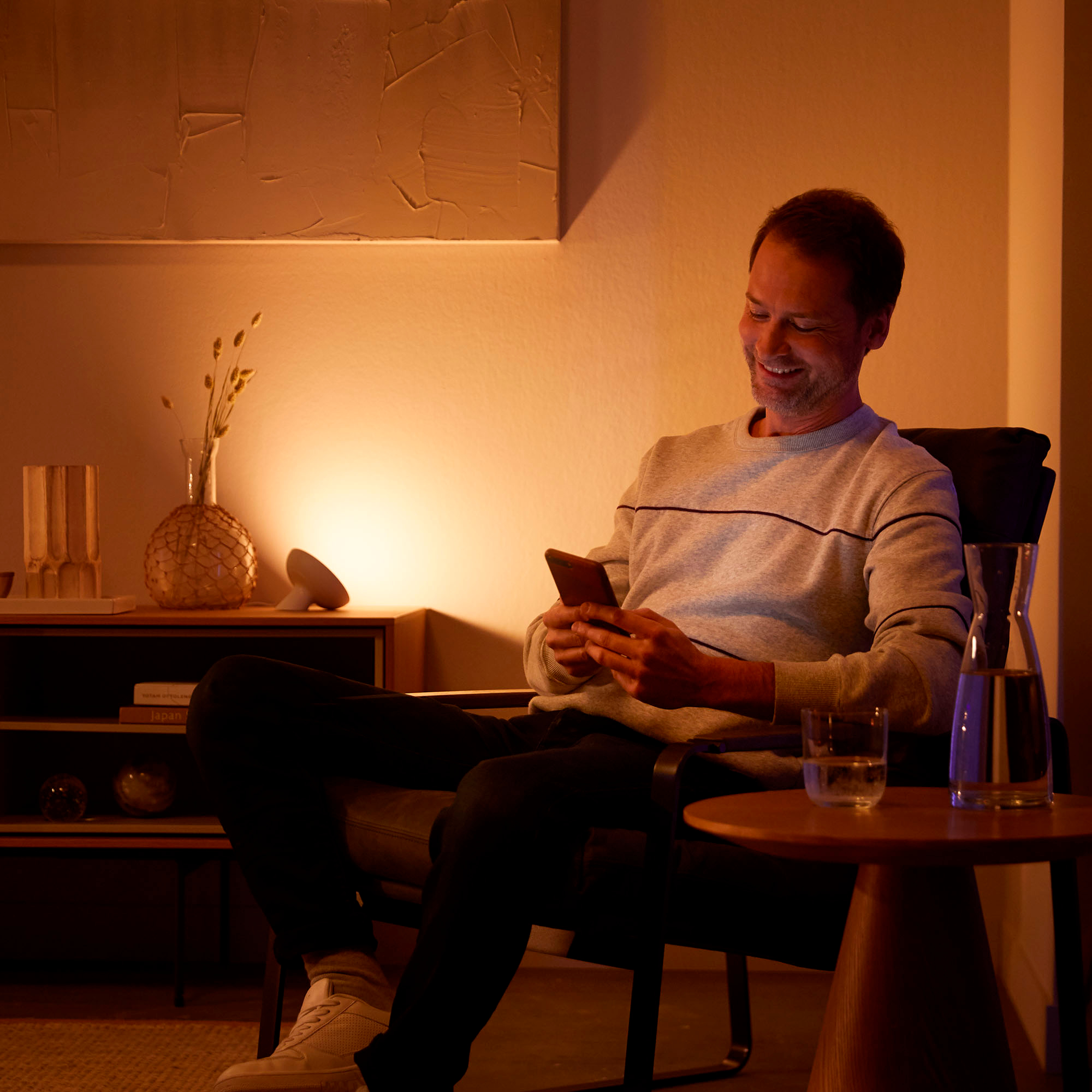 Philips Hue White and Color Ambiance Lampe de table Go 300 lm
