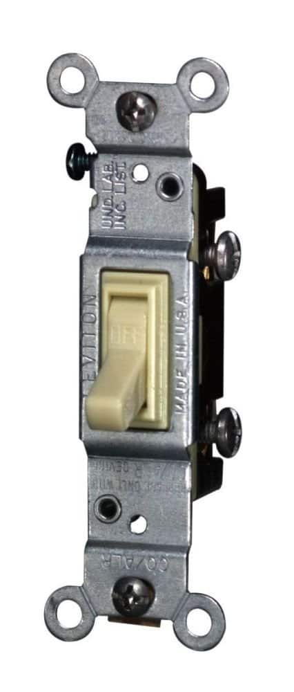 Amber Sporting Goods - Leviton CO/ALR 15 amps Toggle Switch 1 pk - Ivory