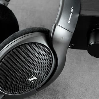 Sennheiser HD 560S Wired Over the Ear Audiophile Headphones Black Sennheiser HD 560S Wired Over the Ear Audiophile Headphones Black