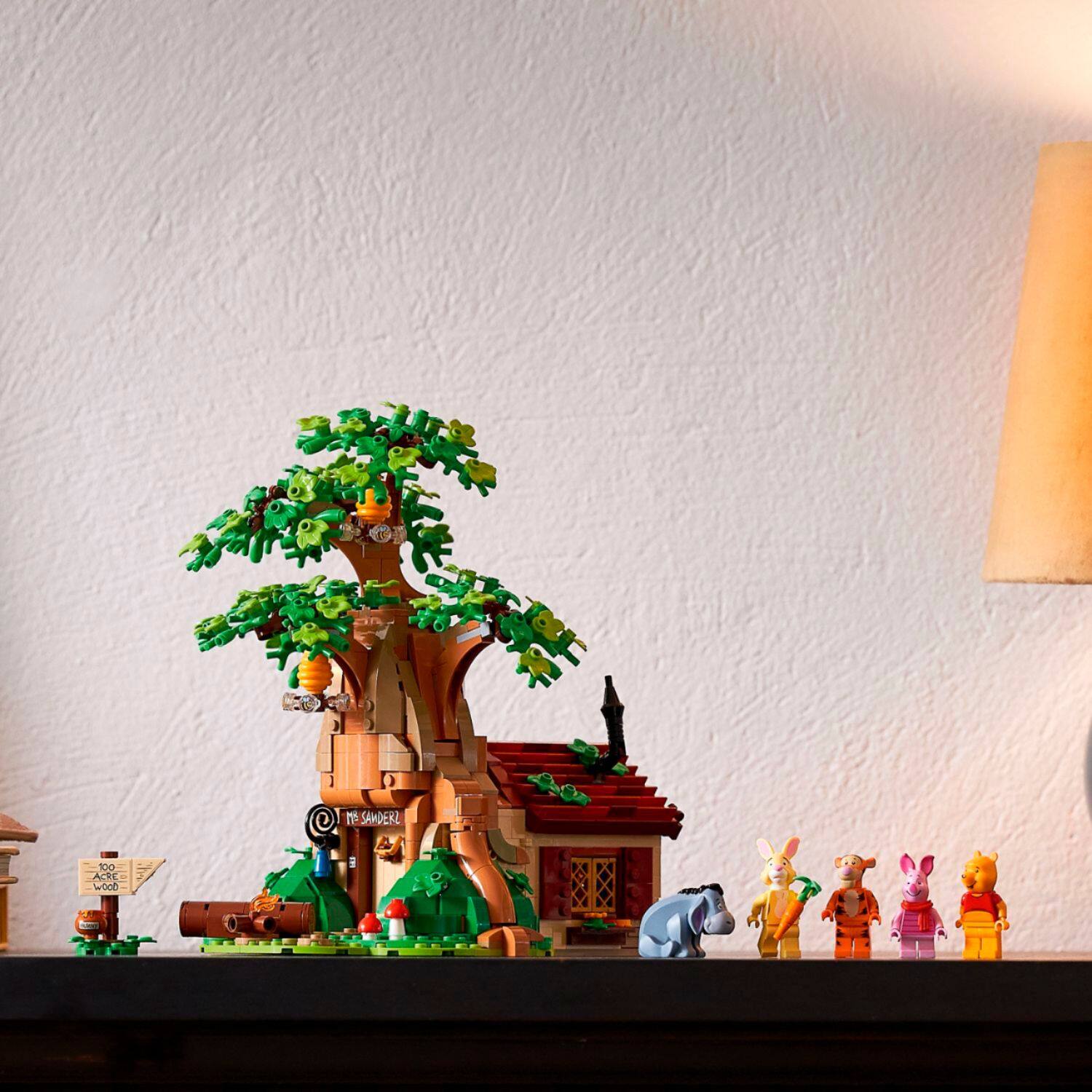 Alt View 13. LEGO - Ideas Winnie the Pooh 21326.