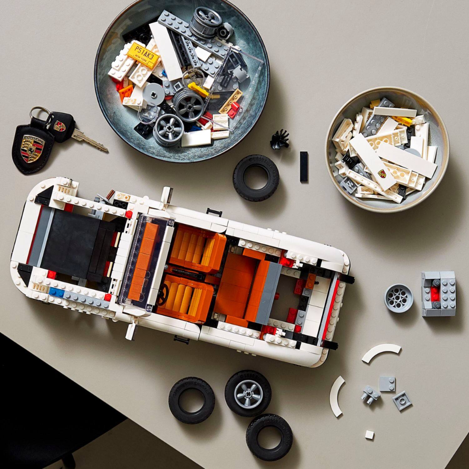 Alt View 14. LEGO - Icons Porsche 911 10295.