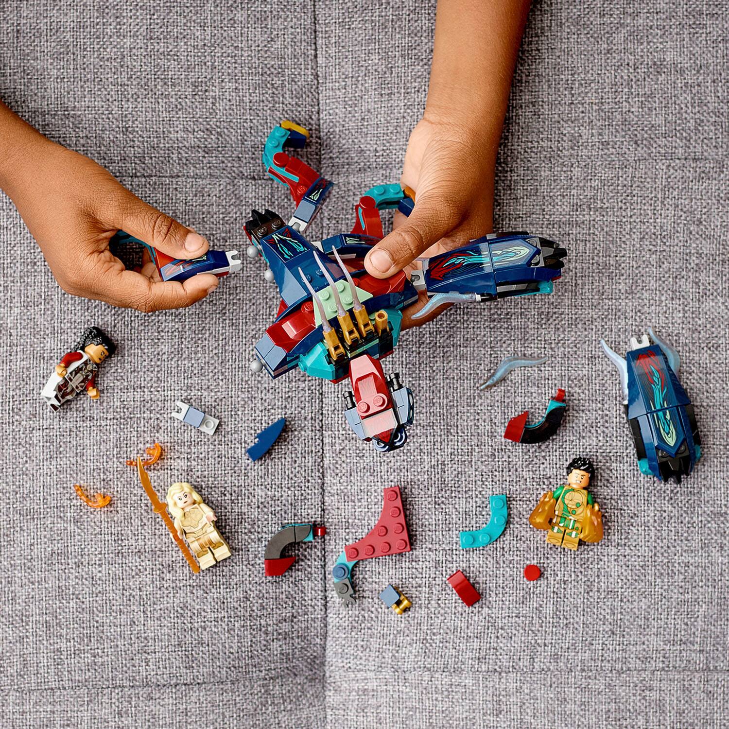 Angle. LEGO - Super Heroes Deviant Ambush! 76154.