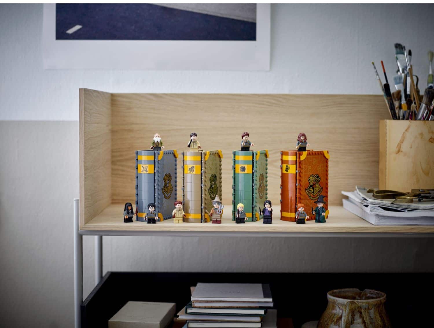 Alt View 15. LEGO - Harry Potter Hogwarts Moment: Charms Class 76385.