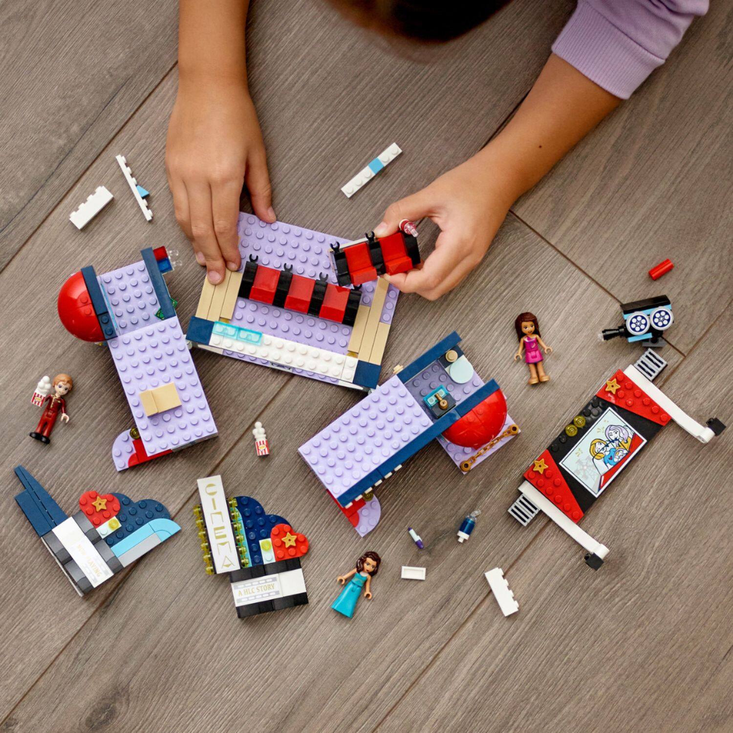 Alt View 14. LEGO - Friends Heartlake City Movie Theater 41448.