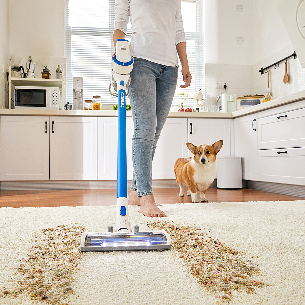 Angle View: Samsung - Bespoke Jet Cordless Stick Vacuum with All In One Clean Station® - Misty White