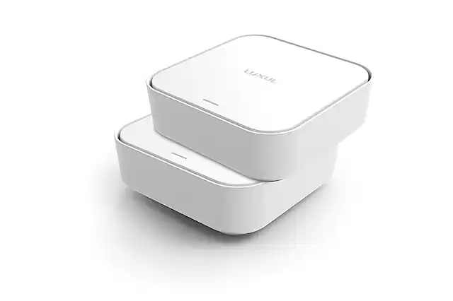 Front. Luxul - MK-10 - White.