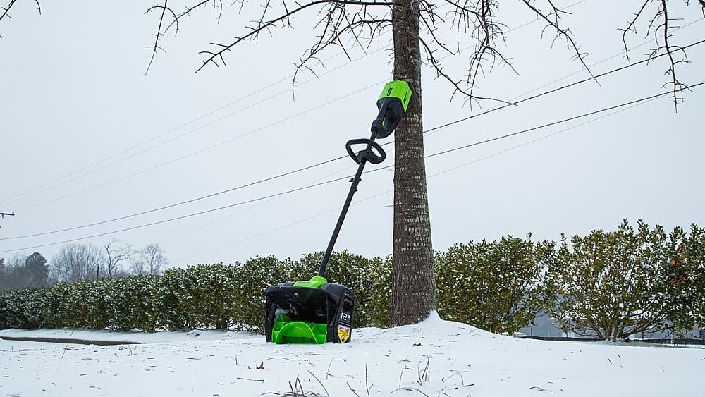 Alt View 16. Greenworks - 80V 12” Cordless Brushless Snow Shovel with 2.0 Ah Battery and Rapid Charger - Black/Green.