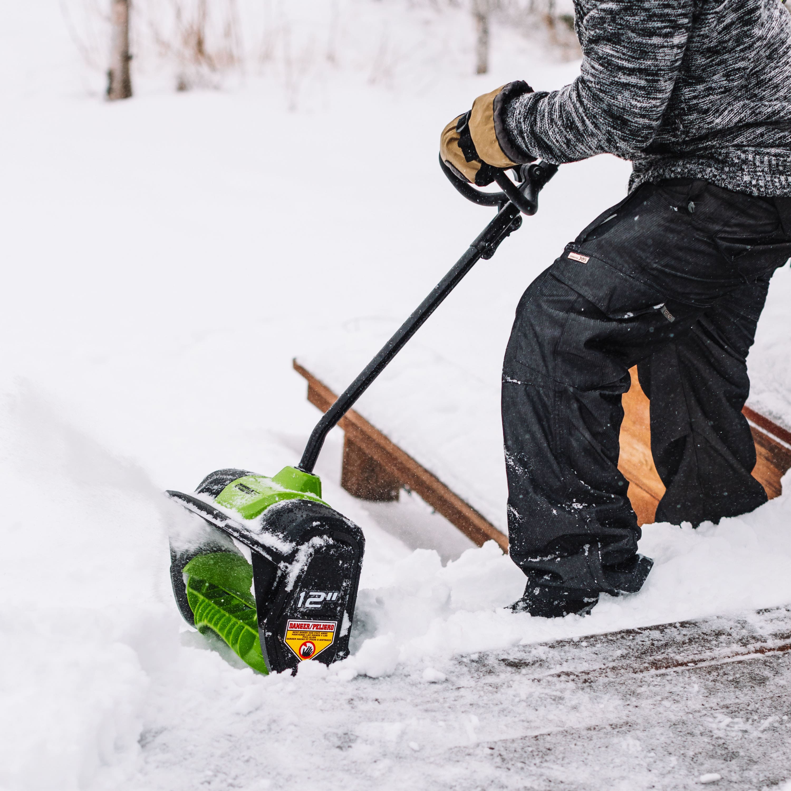 Alt View 22. Greenworks - 80V 12” Cordless Brushless Snow Shovel with 2.0 Ah Battery and Rapid Charger - Black/Green.