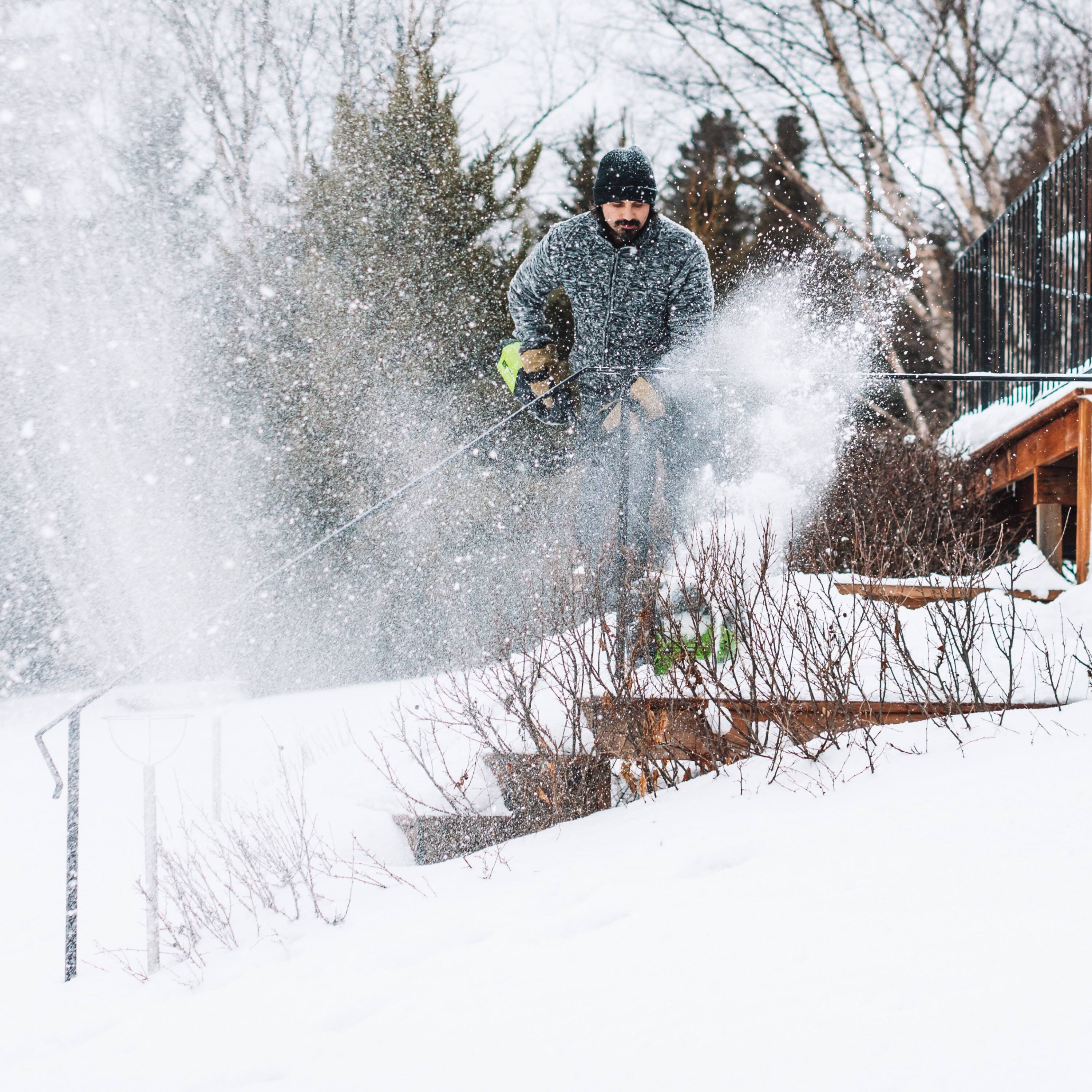 Alt View 23. Greenworks - 80V 12” Cordless Brushless Snow Shovel with 2.0 Ah Battery and Rapid Charger - Black/Green.