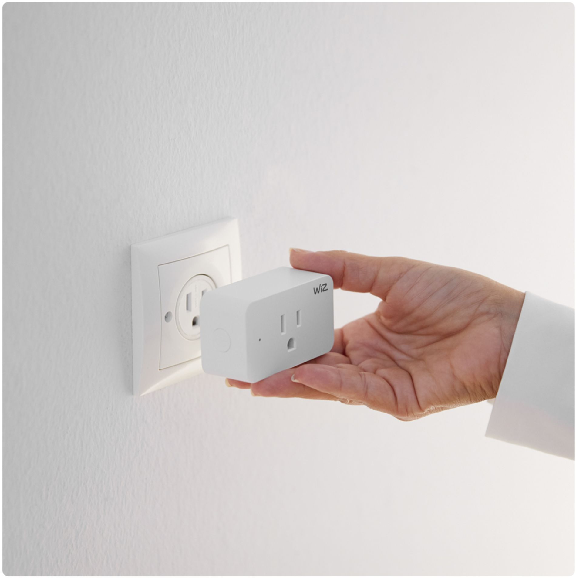 WiZ New 2022 Smart Plug with Energy Monitoring, Bluetooth & MATTER  Upgradable 