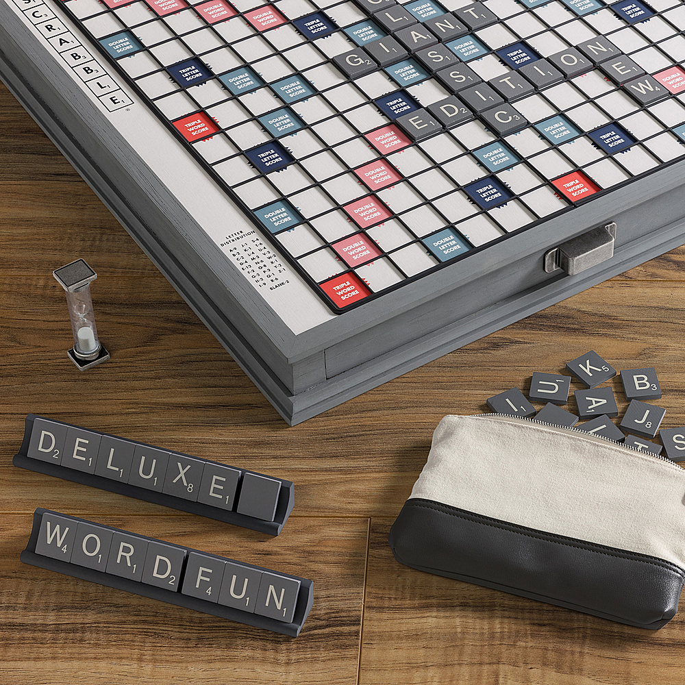 Giant Scrabble Deluxe