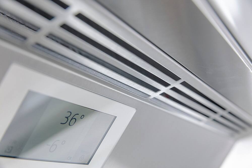 Alt View 14. Thermador - Freedom Collection 16.8 Cu. Ft. Column Built-In Smart Refrigerator - Custom Panel Ready.