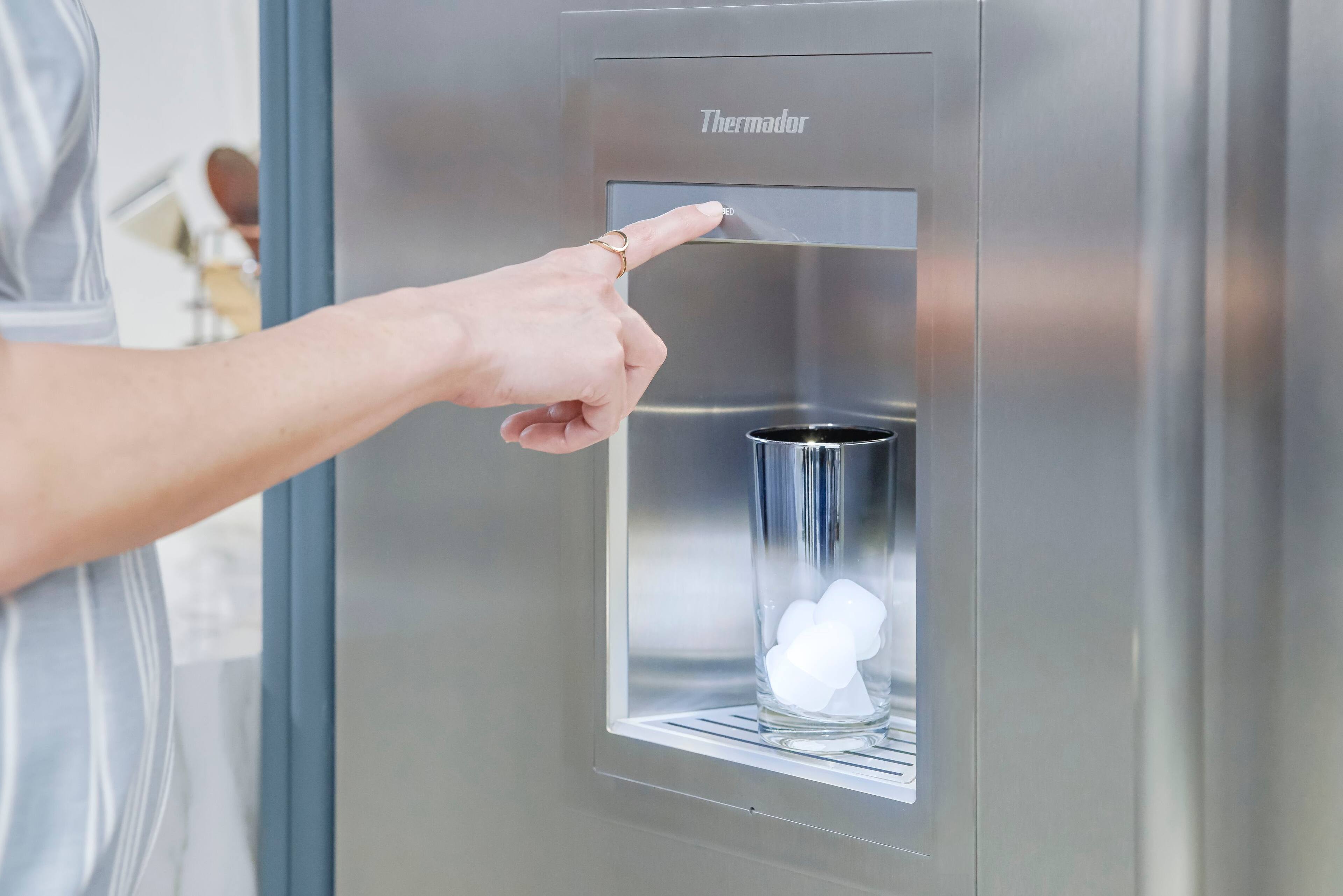 Alt View 13. Thermador - Freedom Collection 7.8 Cu. Ft. Frost-Free Smart Upright Freezer with External Ice and Water Dispenser - Custom Panel Ready.