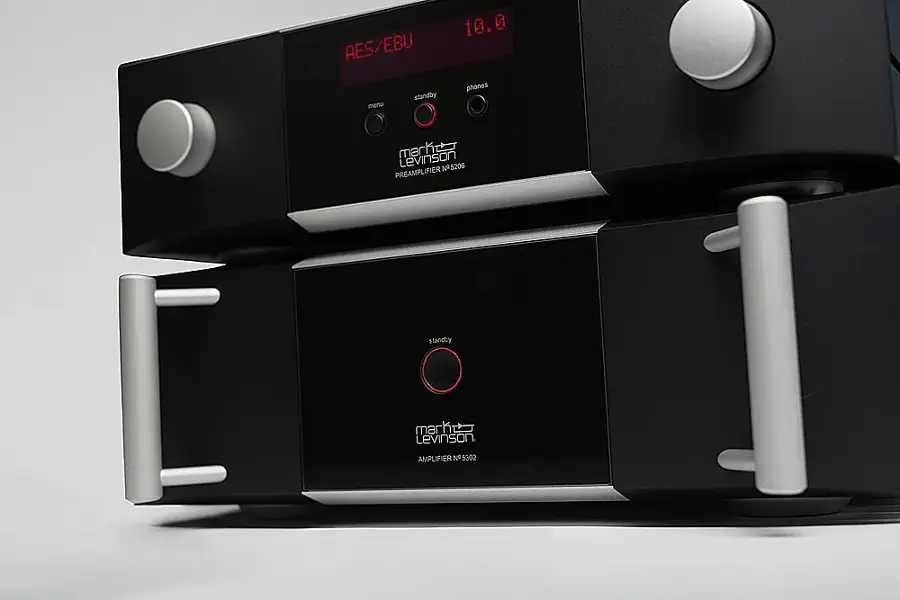 Alt View 16. Mark Levinson - No5302 550W 2-Ch. Class AB Dual-Monural Amplifier - Black.