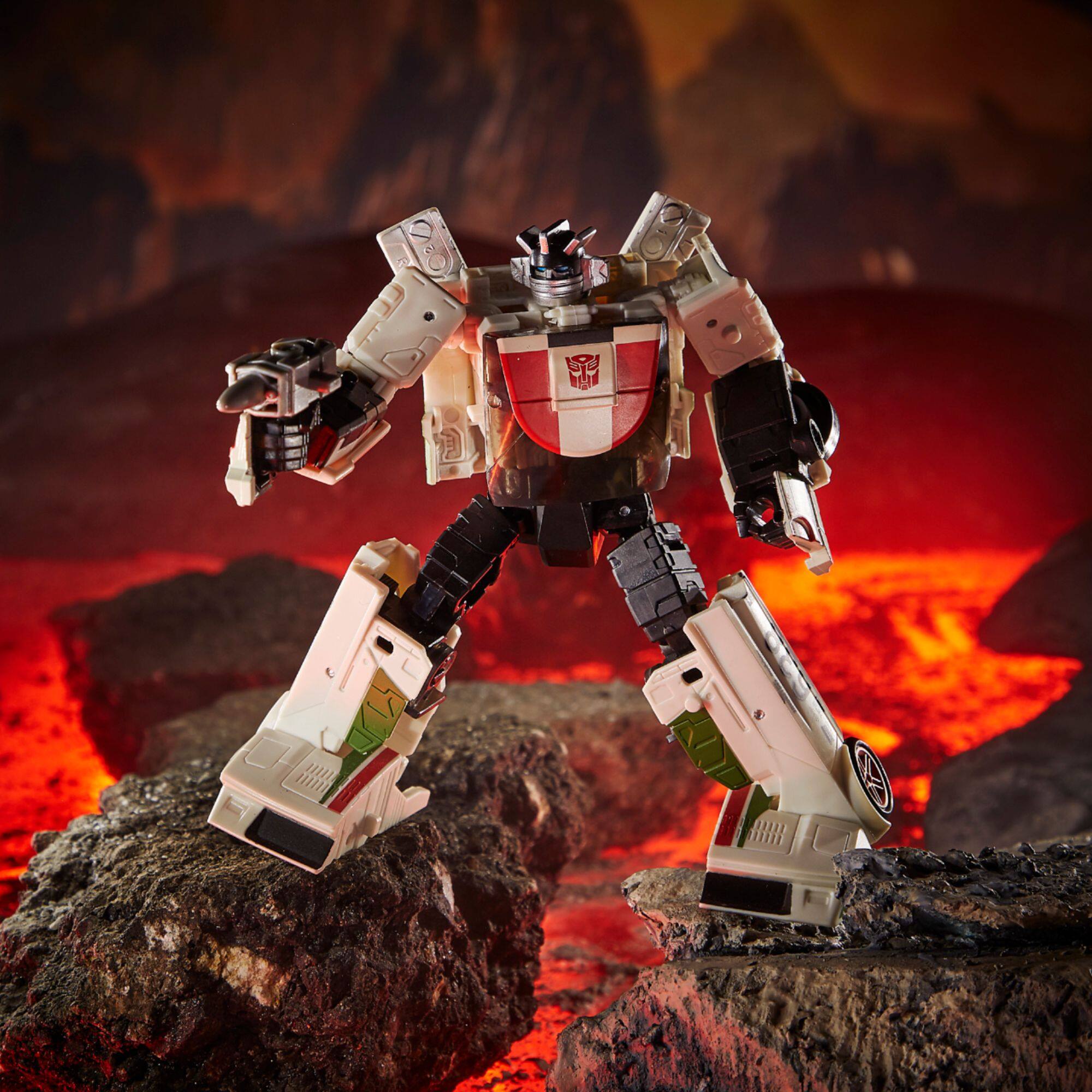 Alt View 14. Transformers - Generations War for Cybertron: Kingdom Deluxe WFC-K24 Wheeljack.