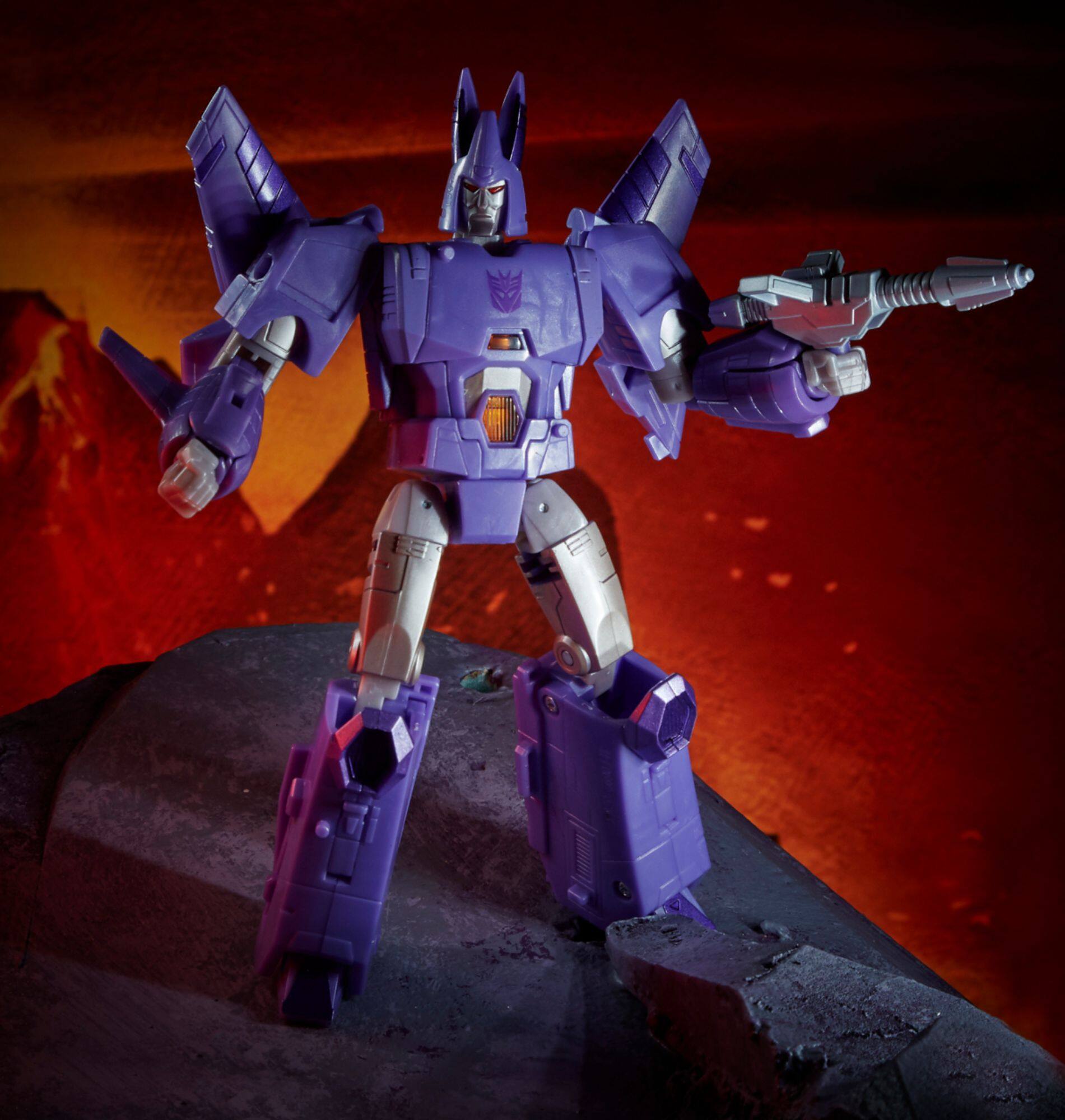 Best Buy: Transformers Generations War for Cybertron: Kingdom Voyager  WFC-K9 Cyclonus F0692