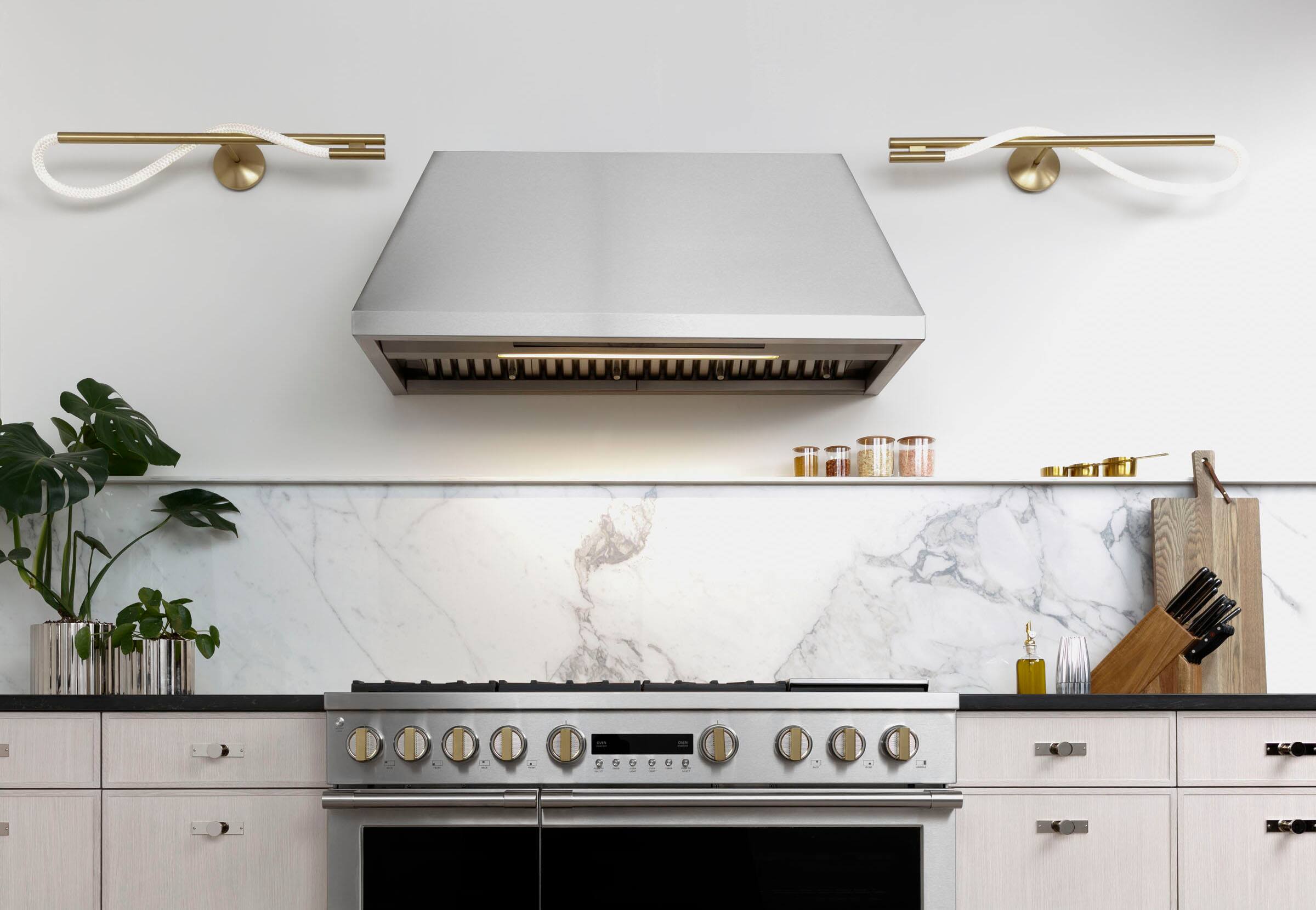 Alt View 23. Monogram - 8.25 Cu. Ft. Freestanding Double Oven Dual Fuel Convection Range with Self-Clean, Built-In Wi-fi, and 6 Burners - Stainless Steel.