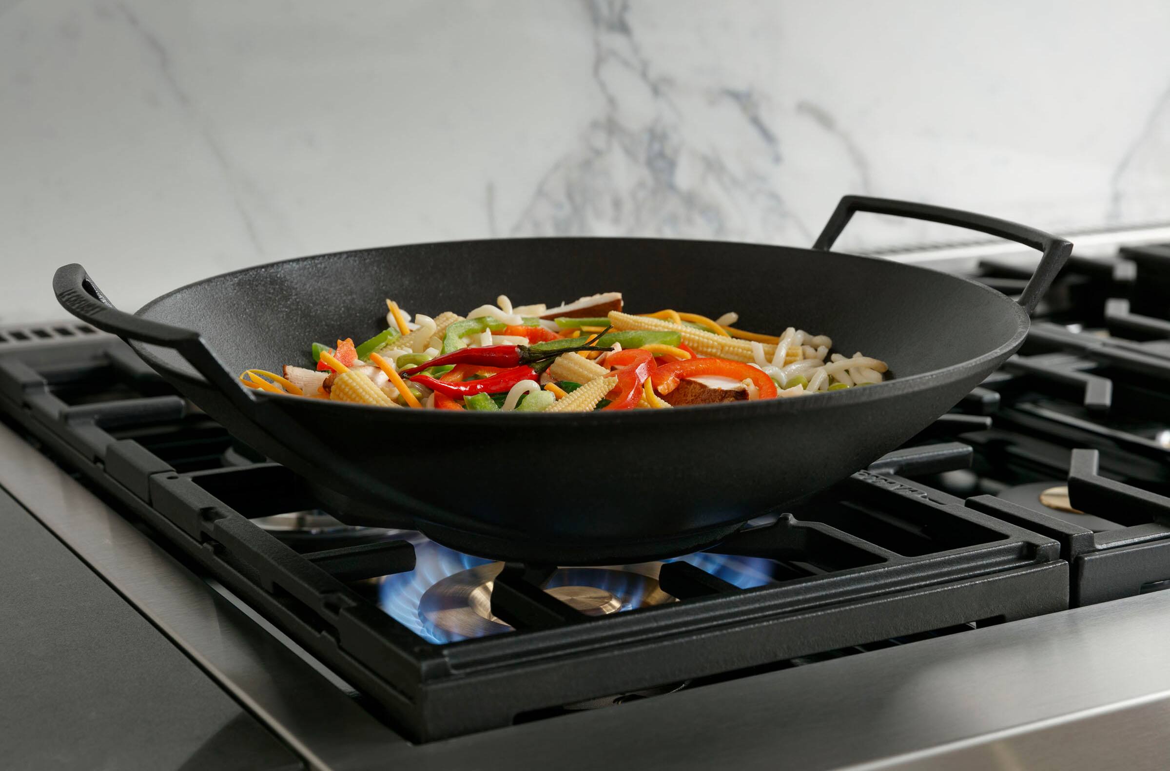 Alt View 15. Monogram - 8.25 Cu. Ft. Freestanding Double Oven Dual Fuel Convection Range with Self-Clean, Built-In Wi-fi, and 6 Burners - Stainless Steel.