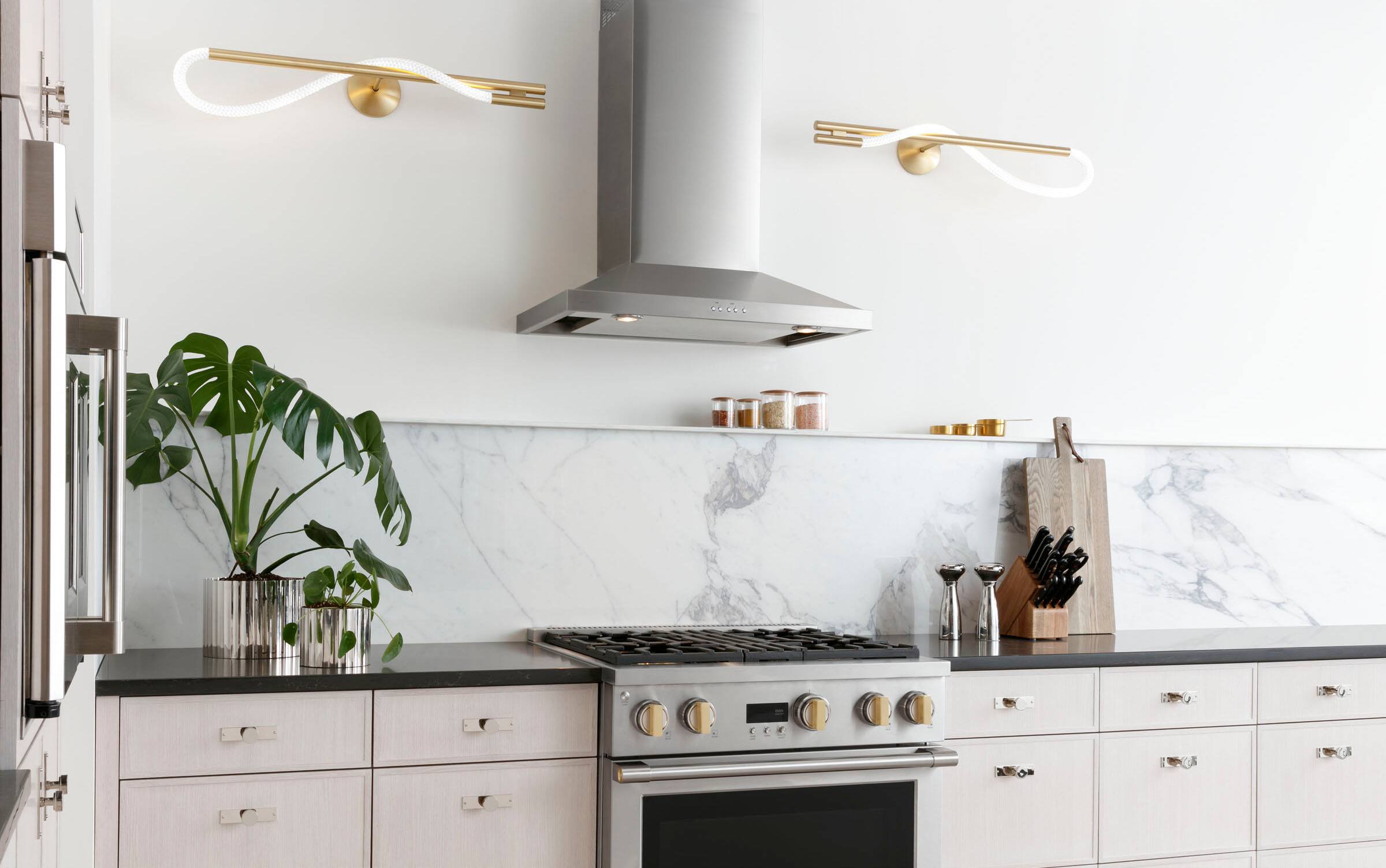 Alt View 22. Monogram - 5.3 Cu. Ft. Freestanding Dual Fuel Convection Range with Self-Clean, Built-In Wi-Fi, and 4 Burners - Stainless Steel.