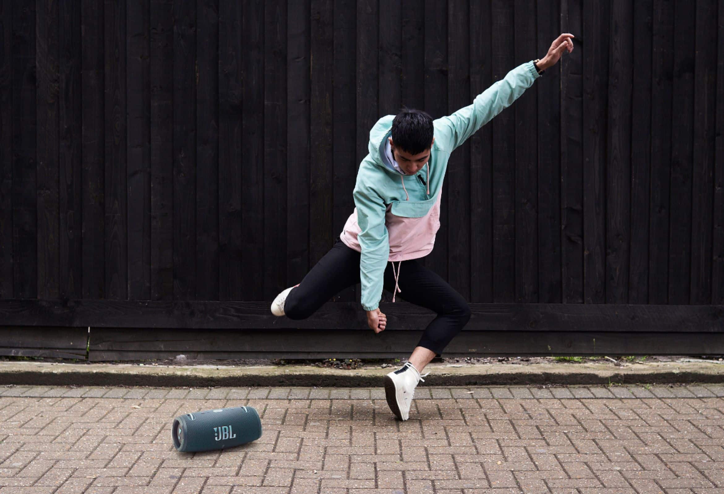 Alt View 18. JBL - XTREME3 Portable Bluetooth Speaker - Blue.