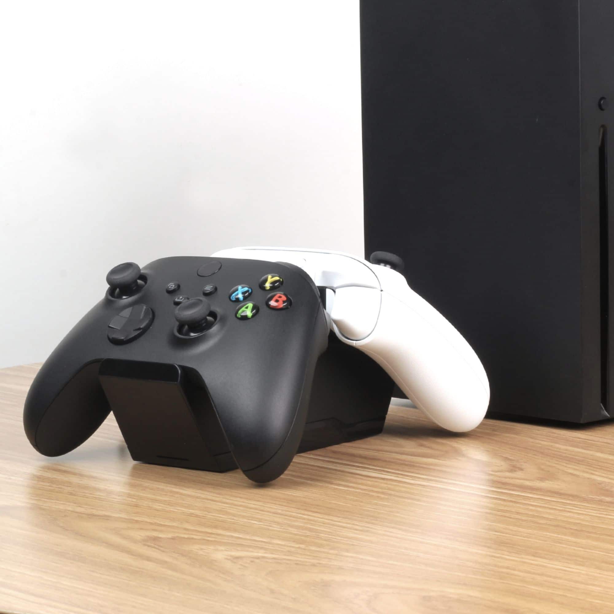 Alt View 16. Insignia™ - Dual Controller Charging System for Xbox Series X|S - Black.