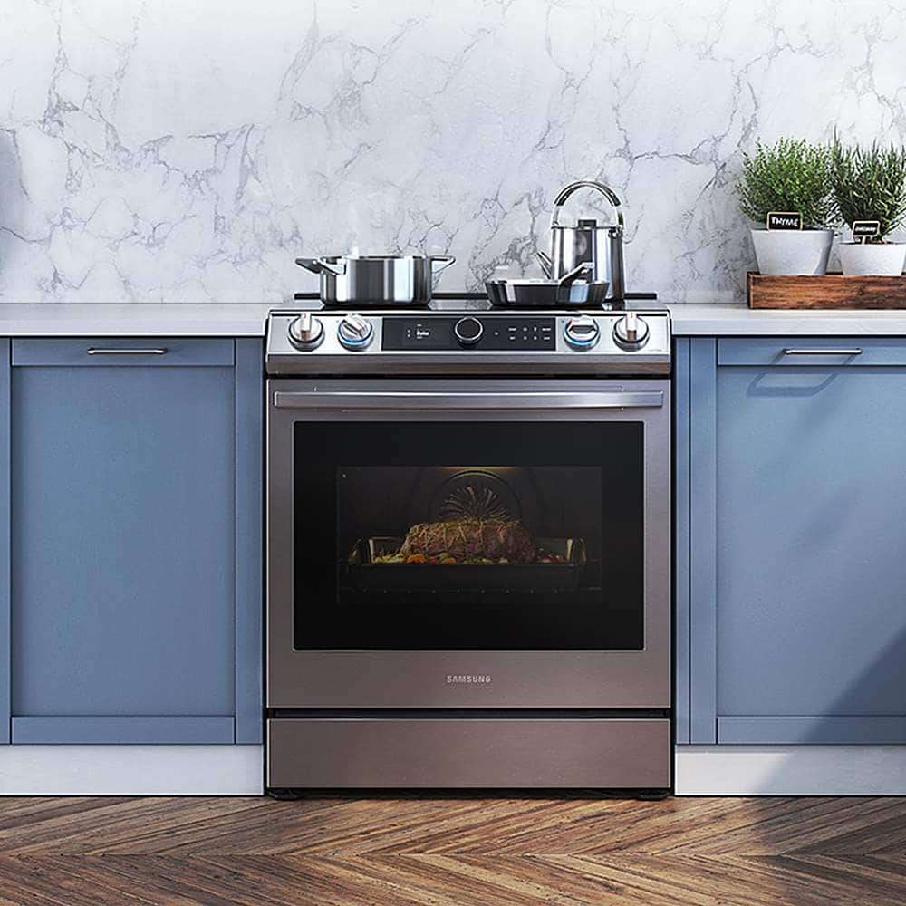 Alt View 11. Samsung - 6.3 cu. ft. Slide-in Induction Range with Smart Dial, WiFi & Air Fry - Stainless Steel.