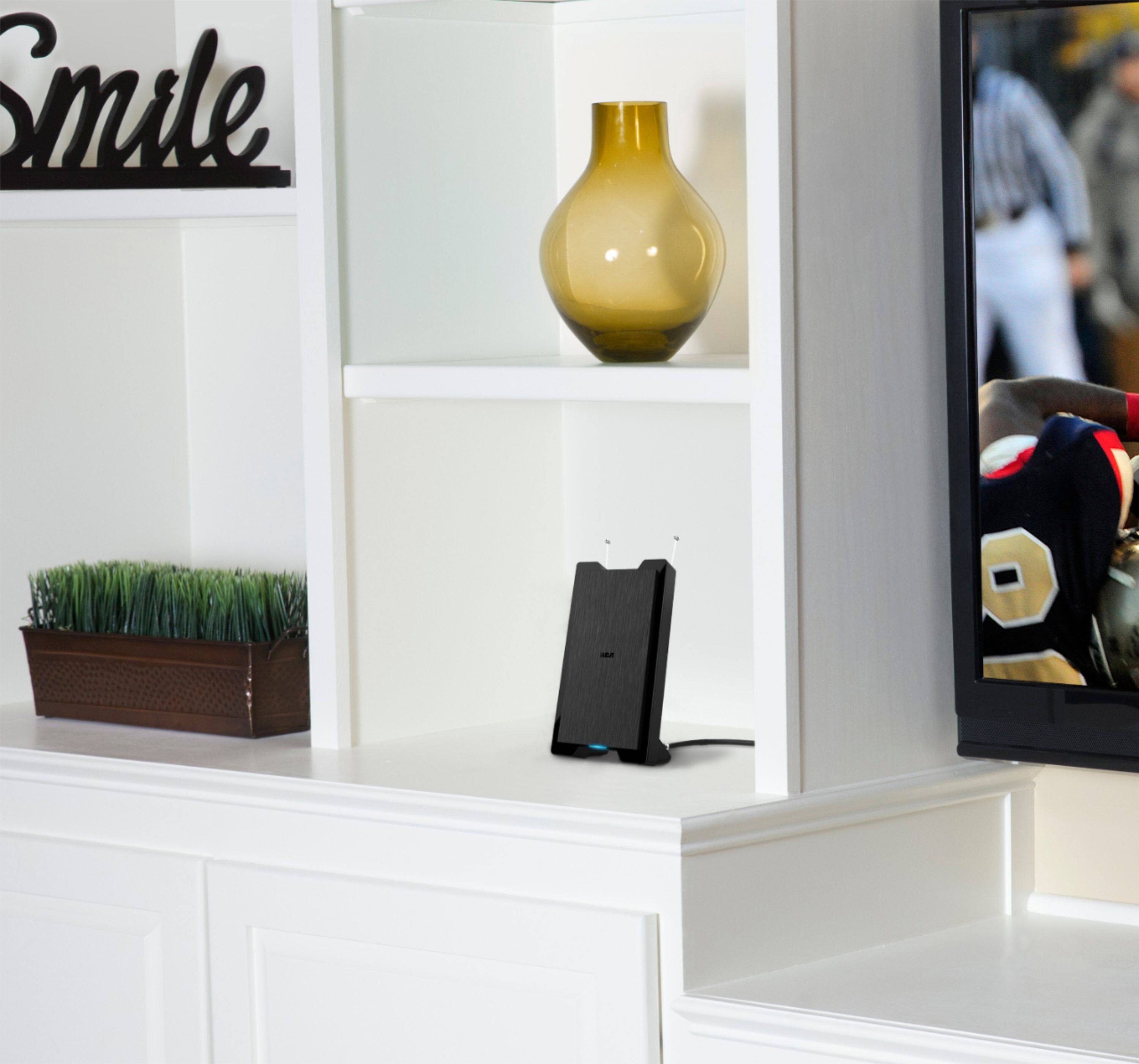 Alt View 12. RCA - Amplified Indoor HDTV Antenna - Black.