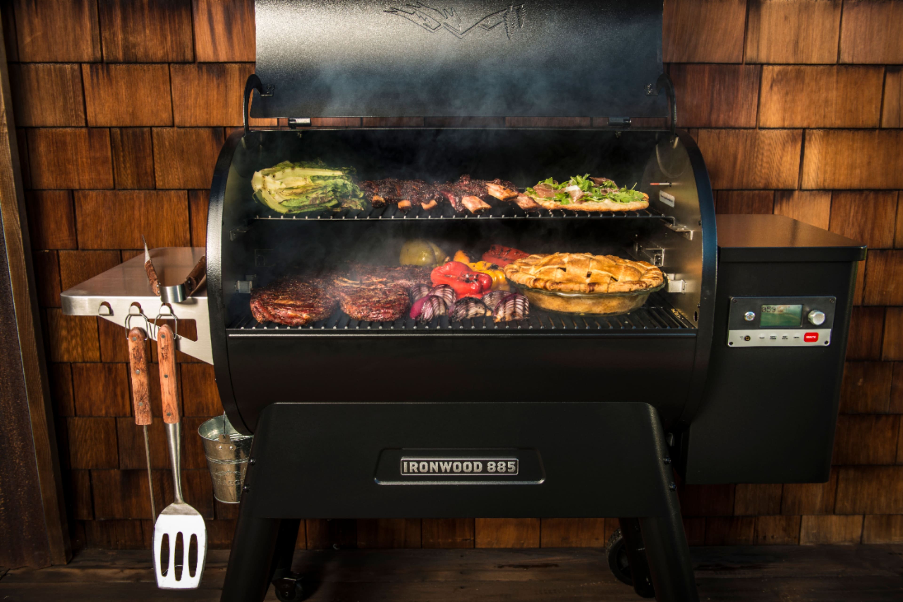 Alt View 13. Traeger Grills - Ironwood 885 Pellet Grill and Smoker with WiFIRE - Black.