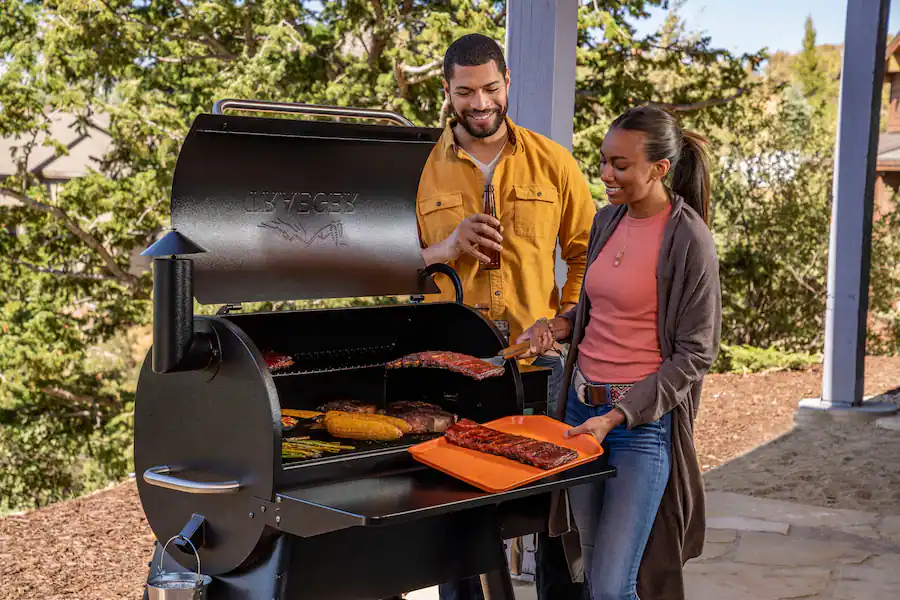 Traeger Grills Pro 780 Pellet Grill and Smoker with WiFIRE Black