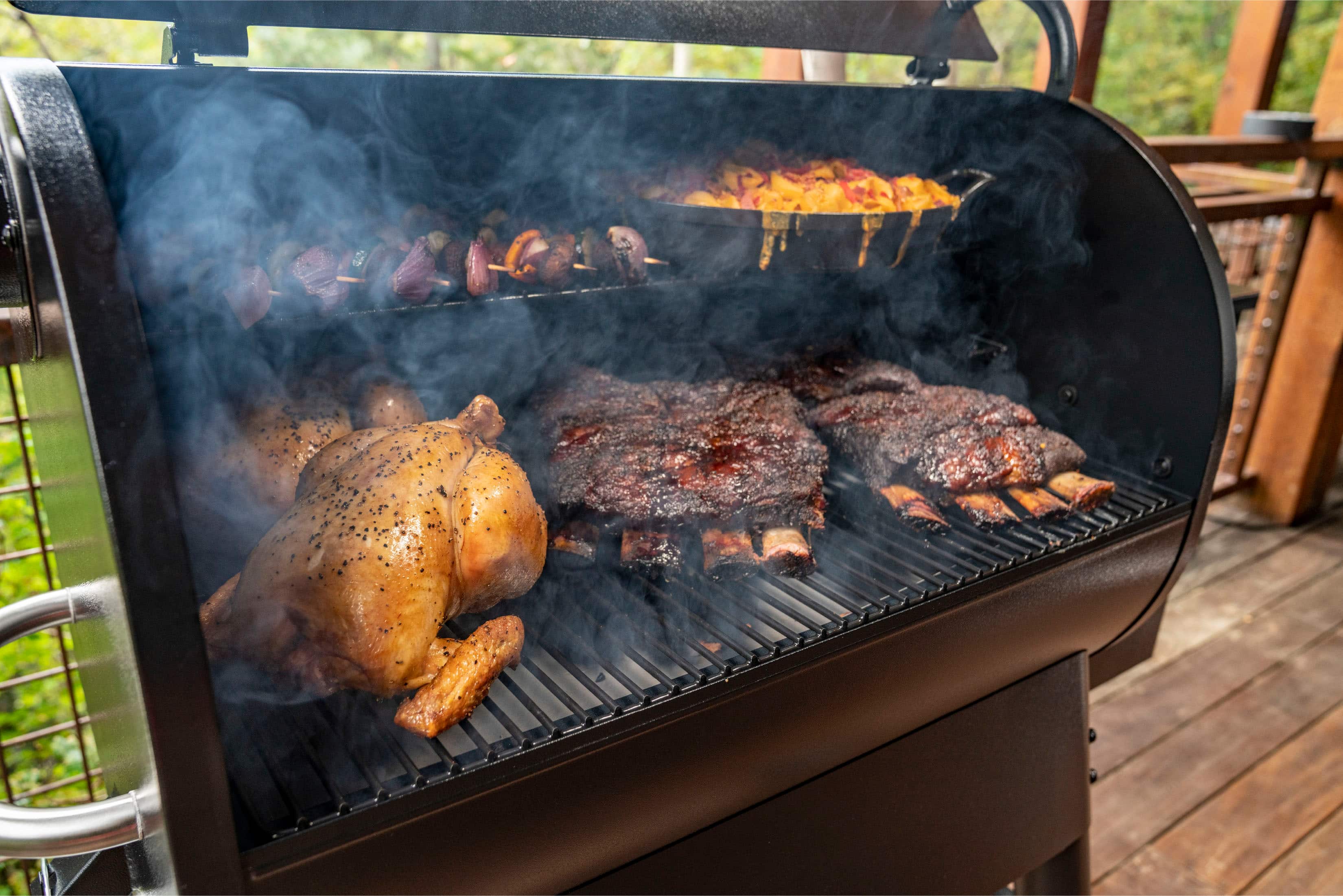 Alt View 15. Traeger Grills - Pro 780 Pellet Grill and Smoker with WiFIRE - Black.