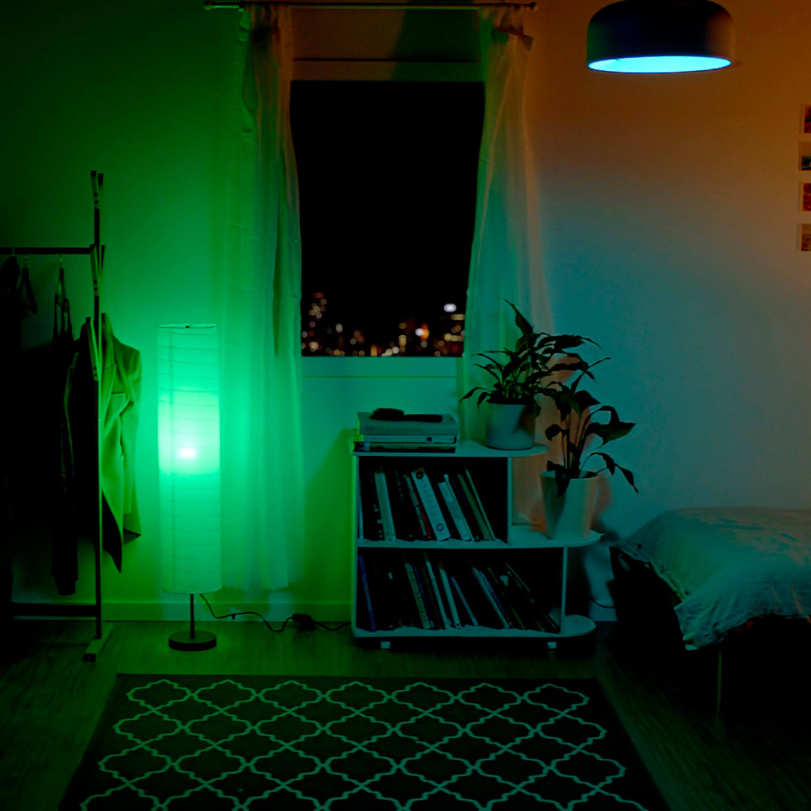 Alt View 27. LIFX - A19 LED Bulb - Color.