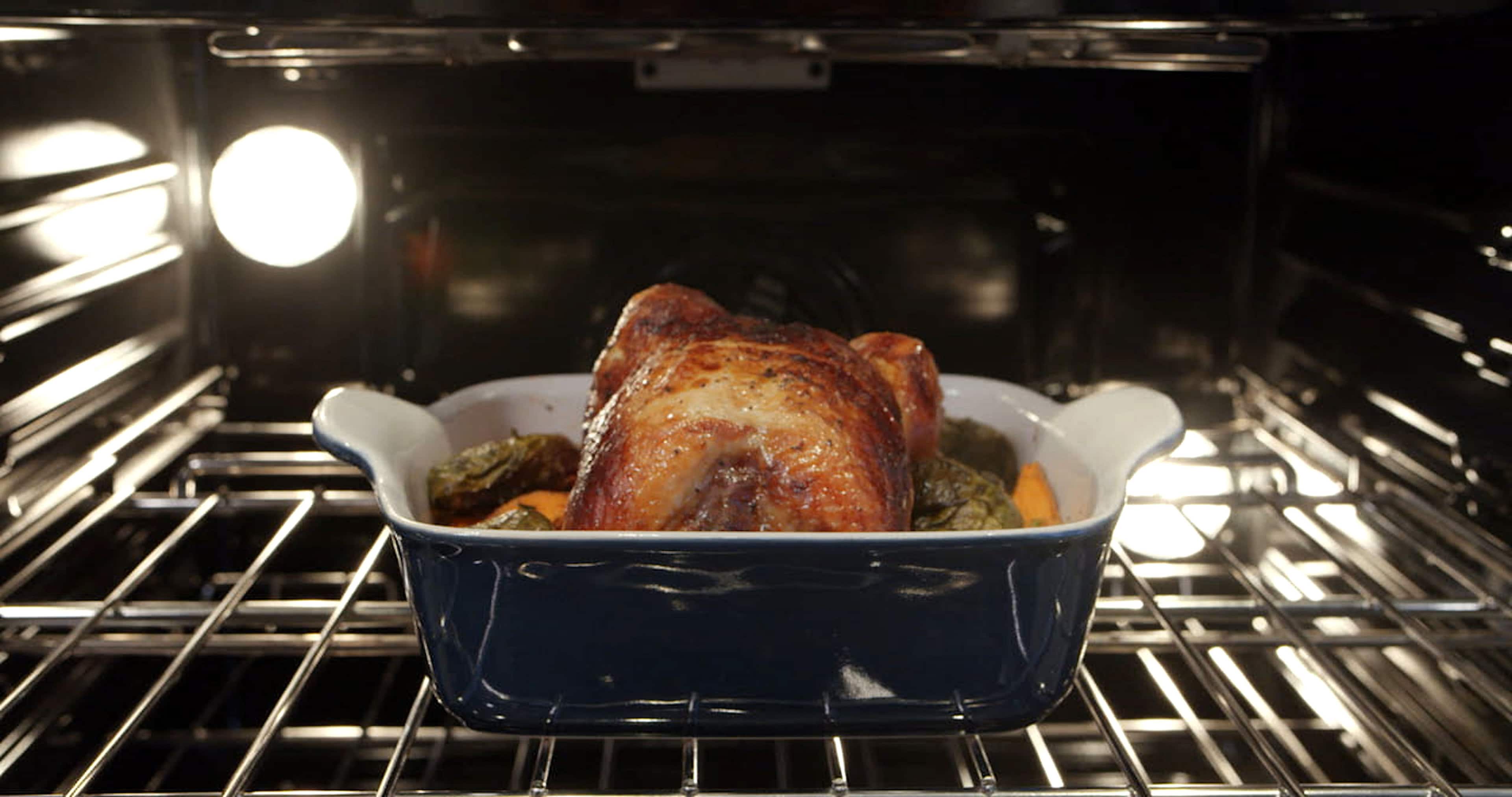 Alt View 14. Thermador - Masterpiece Series 30" Built-In Double Electric Convection Wall Oven with Professional Handle and Wifi - Silver.