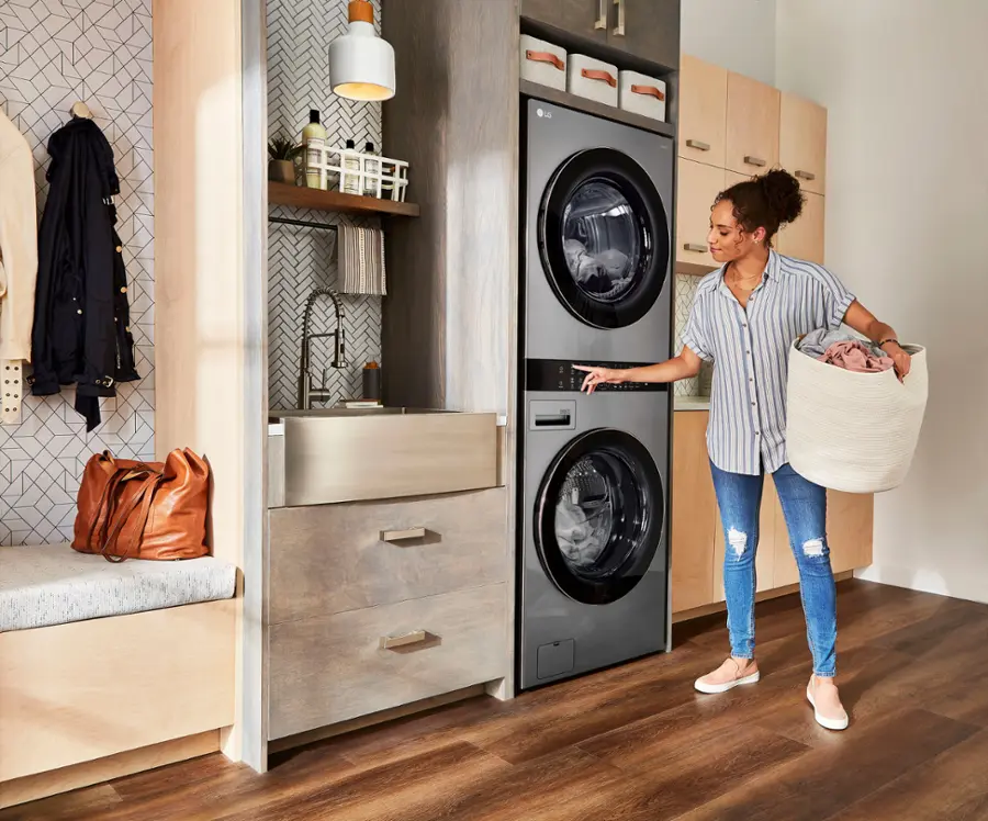 Alt View 31. LG - 4.5 Cu. Ft. HE Smart Front Load Washer and 7.4 Cu. Ft. Electric Dryer WashTower with Built-In Intelligence - Graphite Steel.