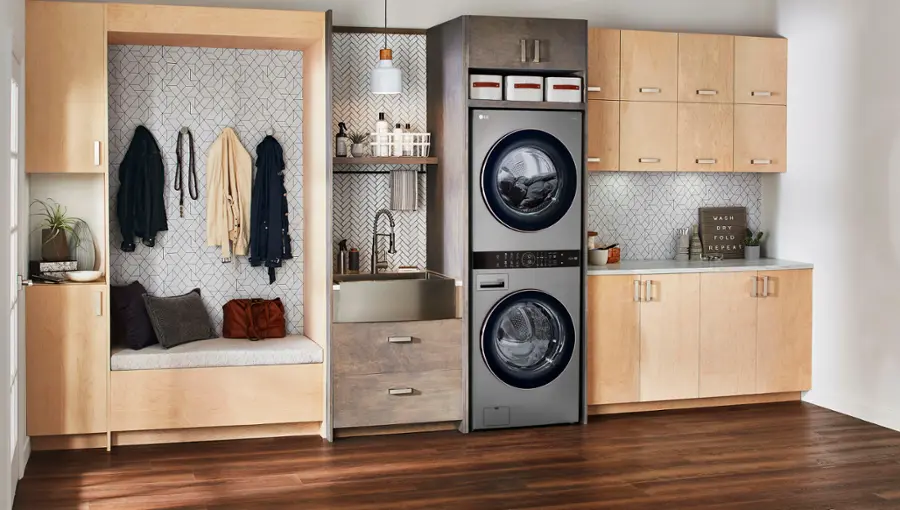 Alt View 34. LG - 4.5 Cu. Ft. HE Smart Front Load Washer and 7.4 Cu. Ft. Electric Dryer WashTower with Built-In Intelligence - Graphite Steel.