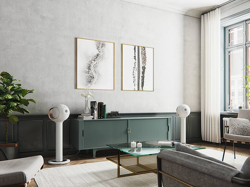 Alt View 22. Devialet - Phantom I 108dB - Gold.